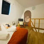 Le Colibri, Spacieux T2 Bis Avec Mezzanine, Calme Et A Apartment