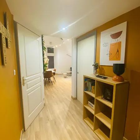 Le Colibri, Spacieux T2 Bis Avec Mezzanine, Clim Mobile, Calme Et Central, Clim Mobile A Appartement
