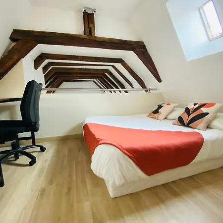 Le Colibri, Spacieux T2 Bis Avec Mezzanine, Clim Mobile, Calme Et Central, Clim Mobile A Appartement *